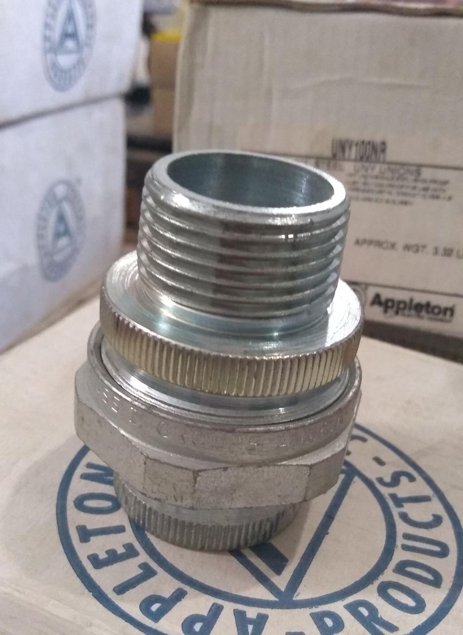Uniones de 1" modelo UNY100NR marca APPLETON