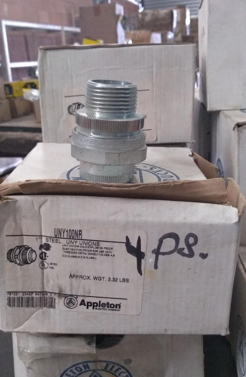 Uniones de 1" modelo UNY100NR marca APPLETON