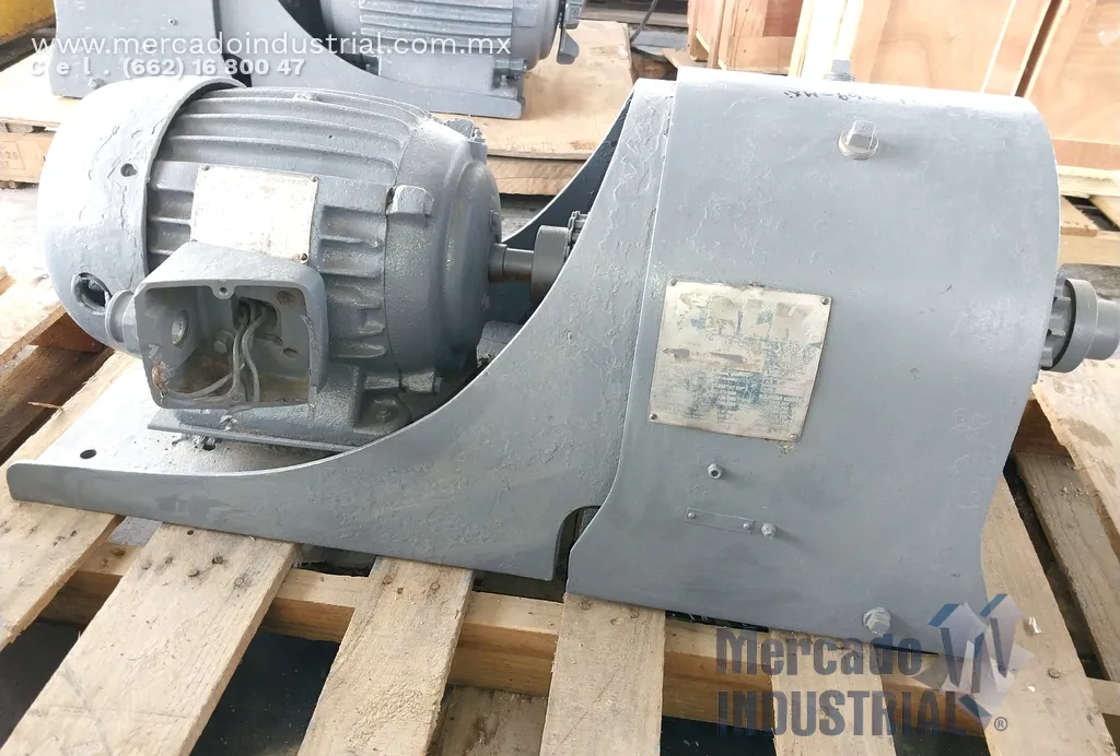 Motorreductor 5 HP 4.102 ratio 1500/1800 RPM marca FALK