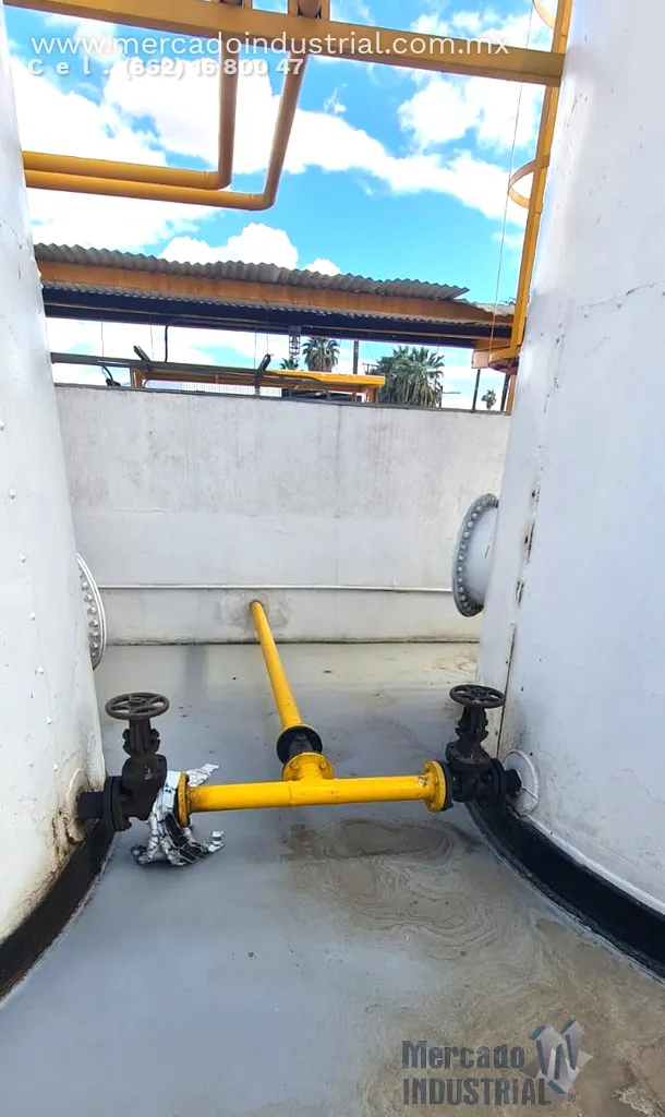 Tanque vertical de 75000 litros
