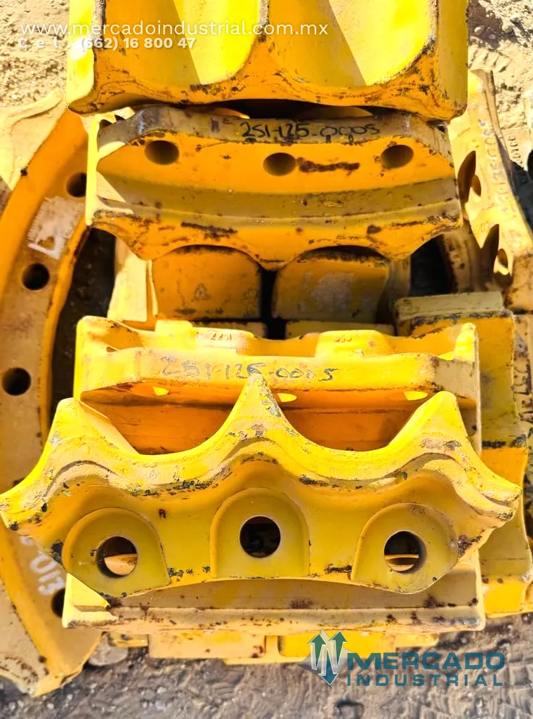 Komatsu 17A-27-11630 TEETH (D155AX-6)