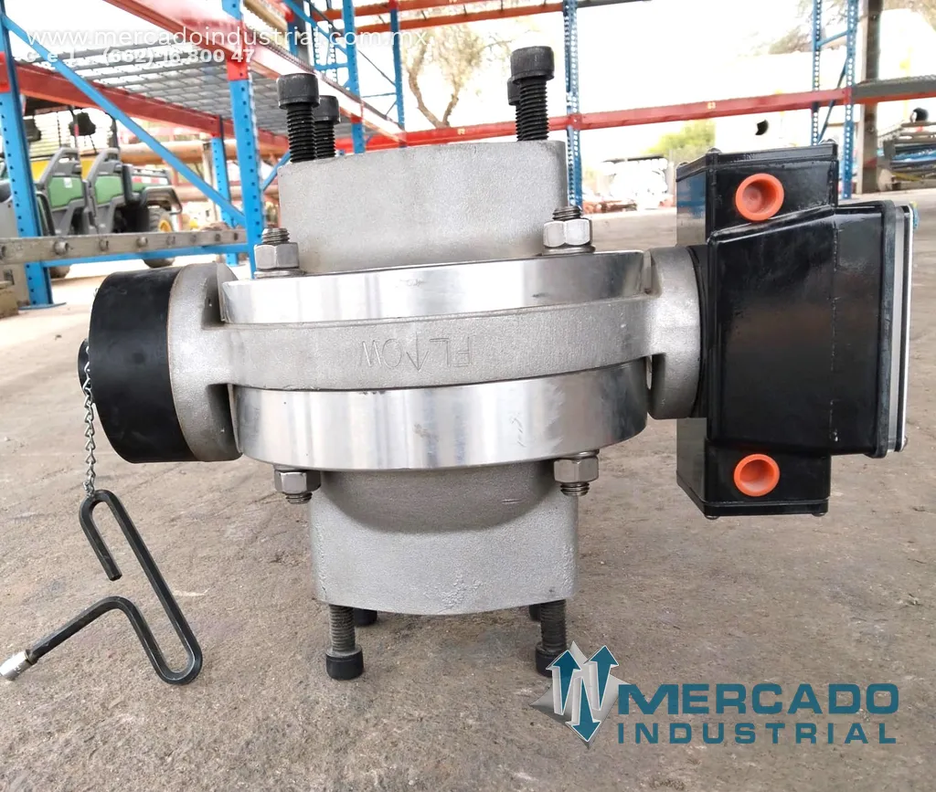 Válvula de 4" con transmisor de flujo marca UFM