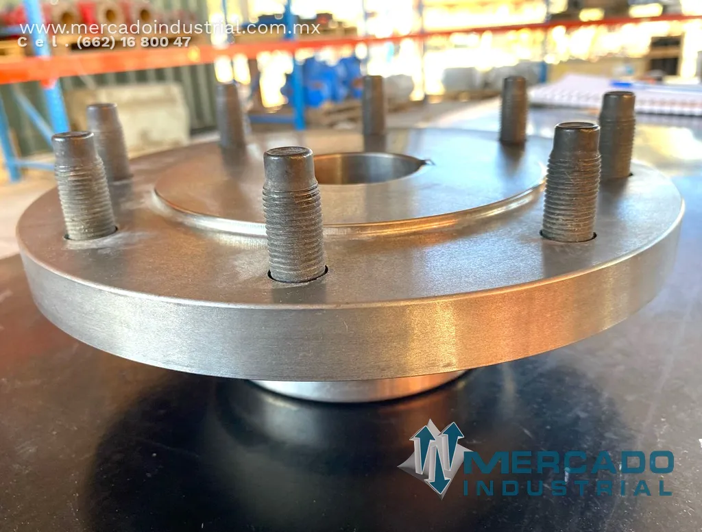 Buje de rueda 4" parte 6578689 marca Bobcat