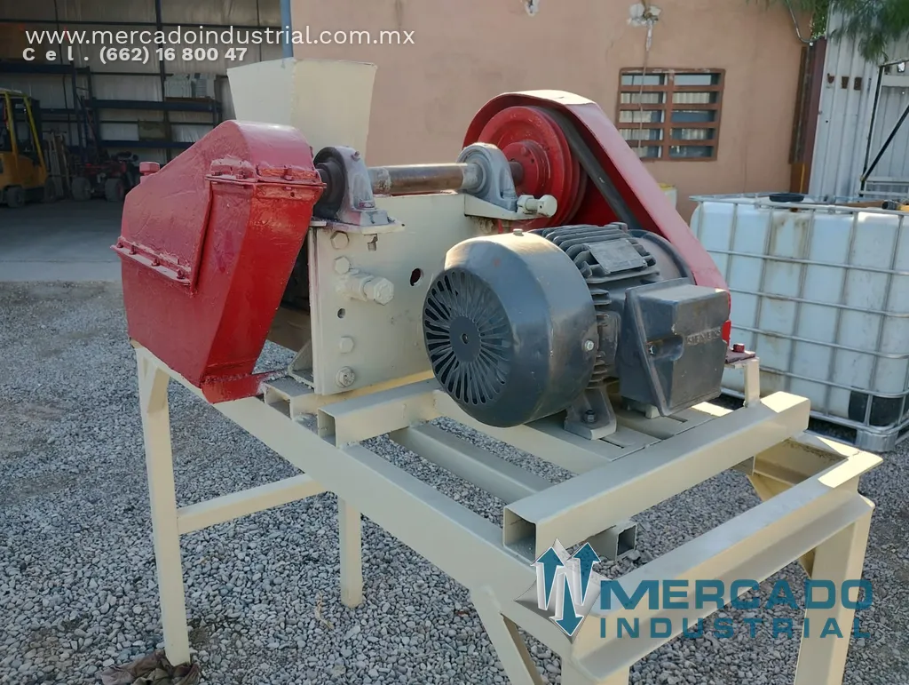 Molino de rodillos con motor eléctrico 7.5 HP 1735 RPM