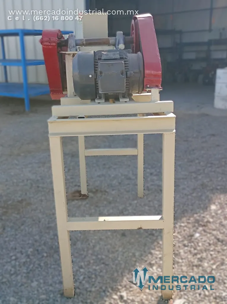 Molino de rodillos con motor eléctrico 7.5 HP 1735 RPM