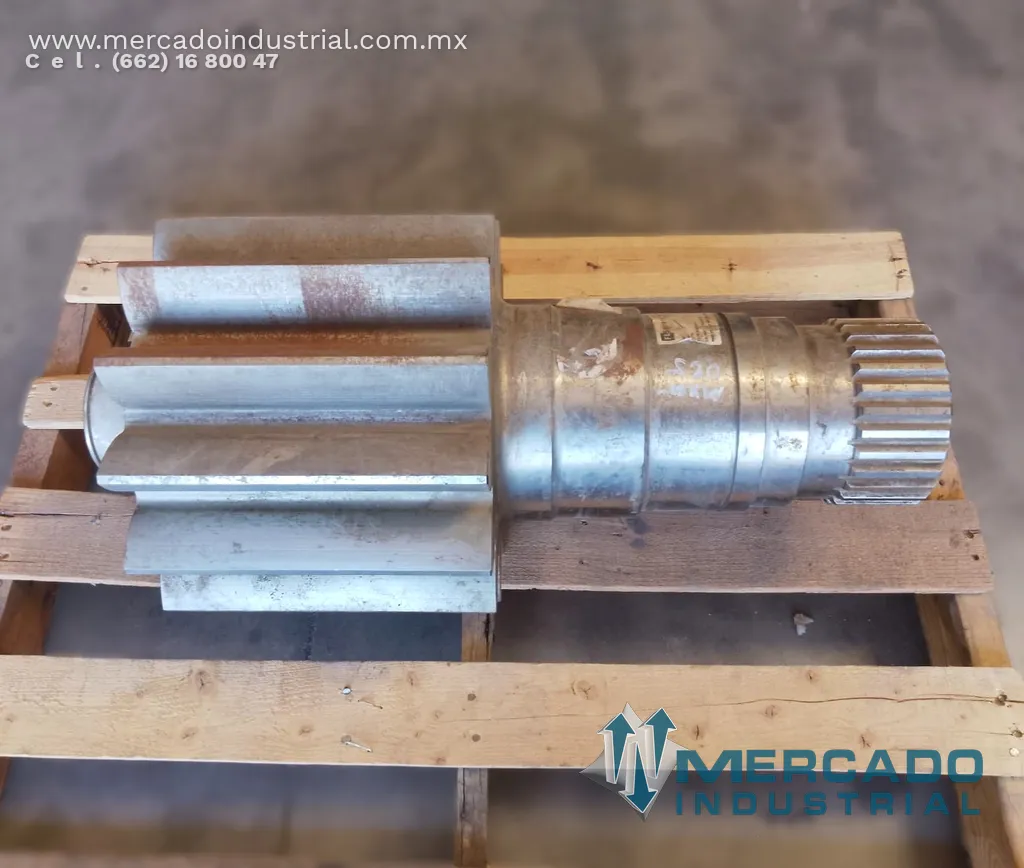 Piñón y flecha para espesadora de concentración parte 562076 marca FLSmidth