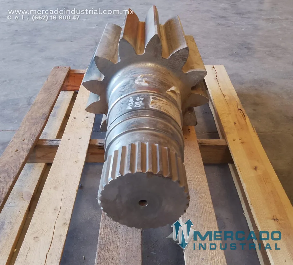 Piñón y flecha para espesadora de concentración parte 562076 marca FLSmidth