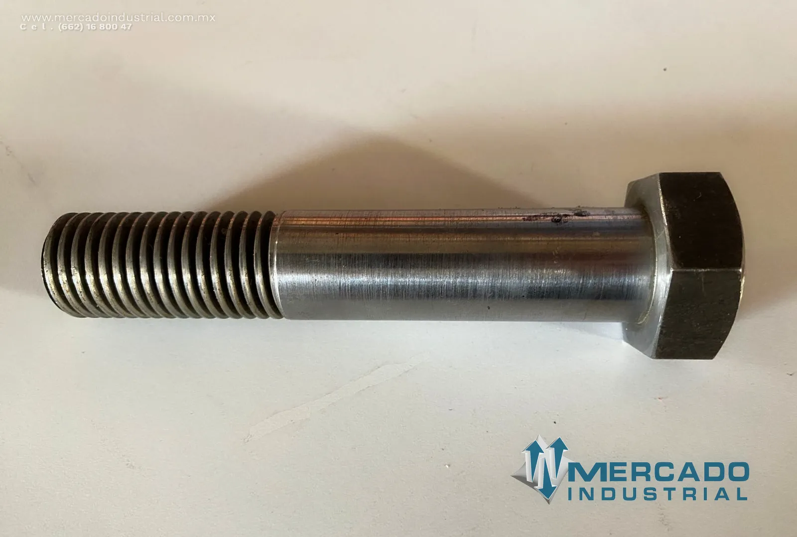 Perno cabeza hexagonal 1" x 5 1/4" parte 522204K1 marca Bucyrus