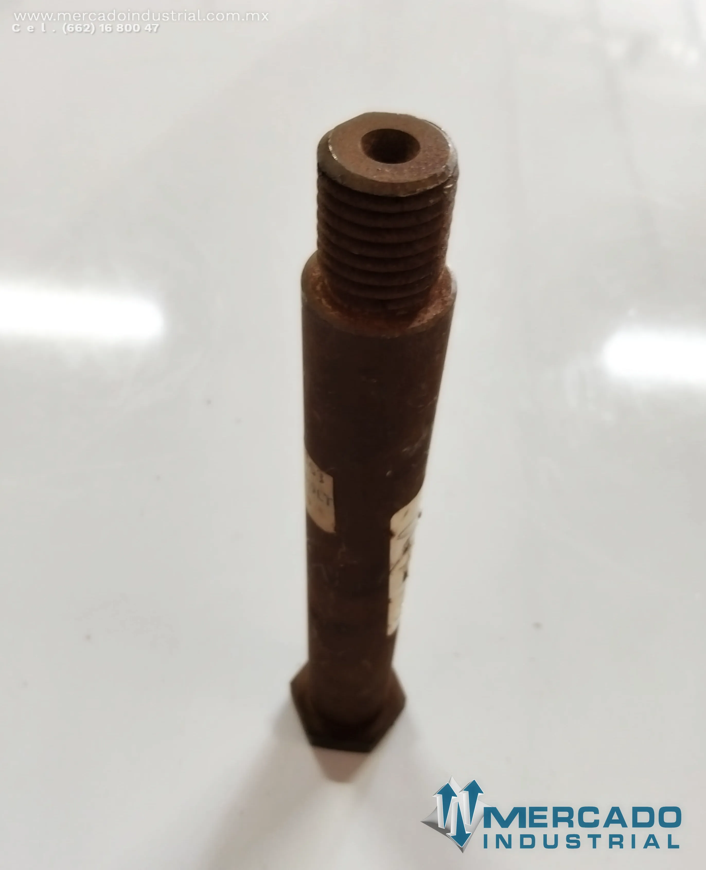 51788248 BOLT