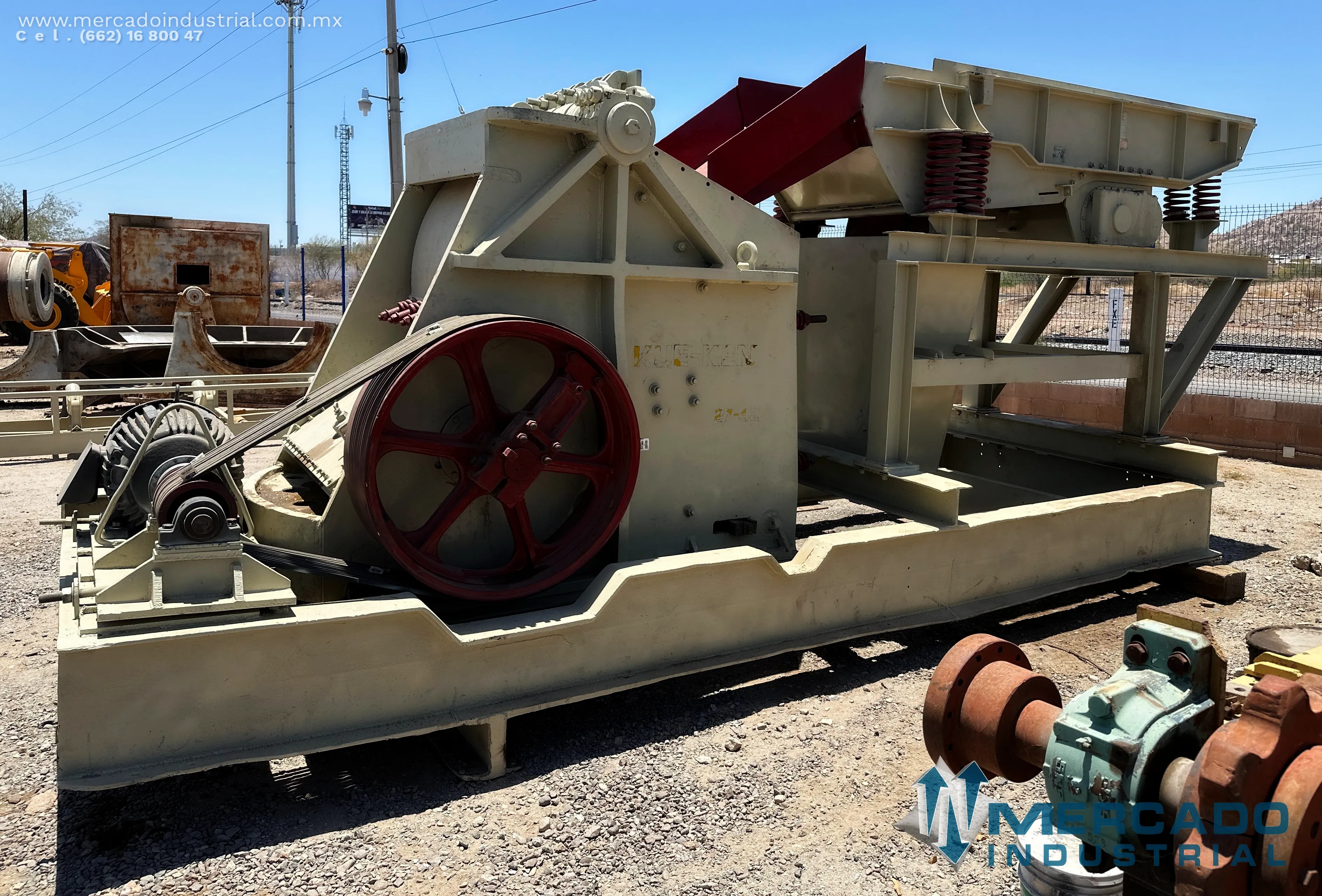 Quebradora de quijada 27x42 equipado con alimentador vibratorio marca KUE-KEN CRUSHER