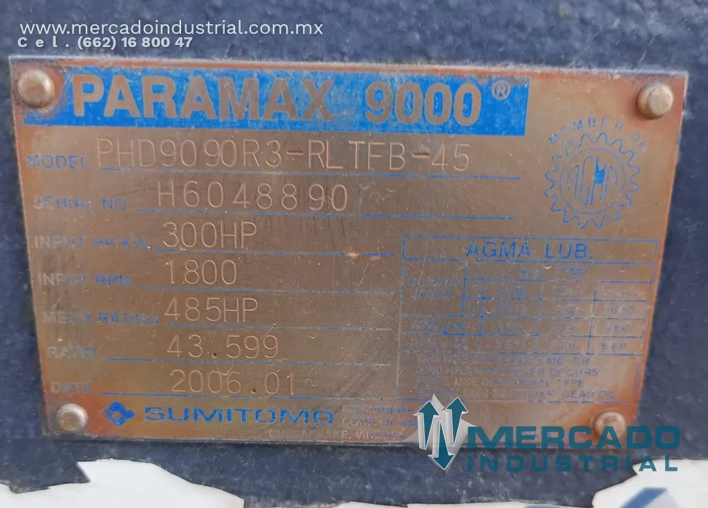 Reductor de engranes 300 HP relación 43.599 modelo PARAMAX 9000 marca Sumitomo