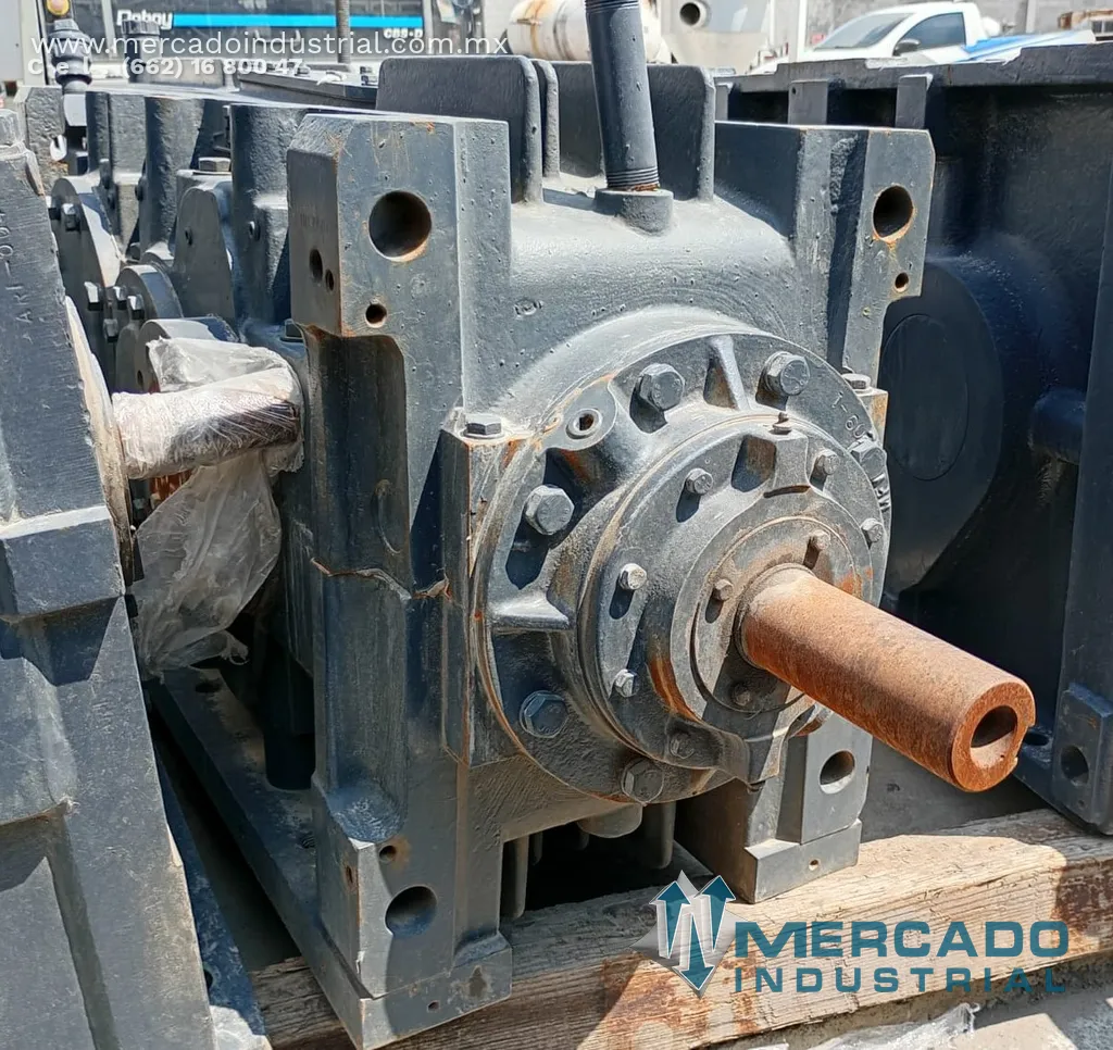 Transmisión de engranajes cerrado 300 HP ratio 14.090 modelo M145VRC3A marca FALK