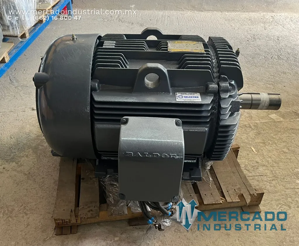 Motor eléctrico 150 HP 4 polos 1780 RPM marca Baldor