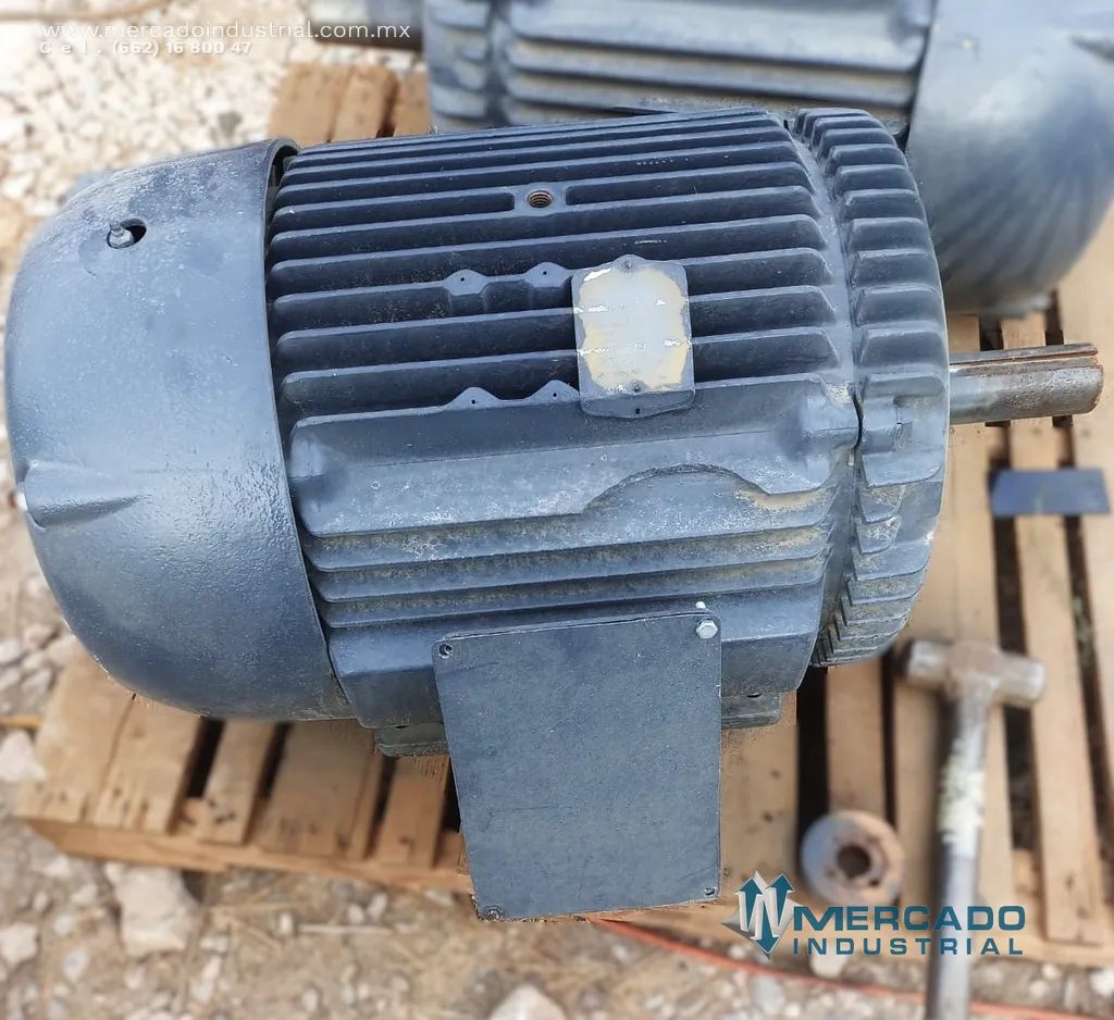 Motor eléctrico trifásico 50 HP 4 polos 1775 RPM marca Baldor