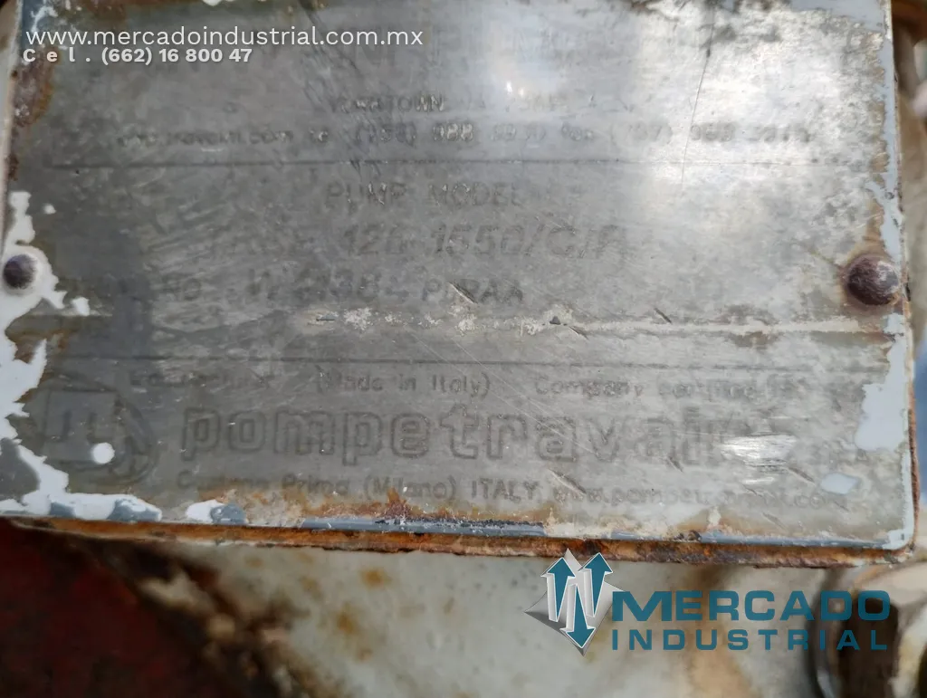 Bomba de vacío 5 1/2" x 5 1/2" modelo TRS 125-1550 marca Travaini