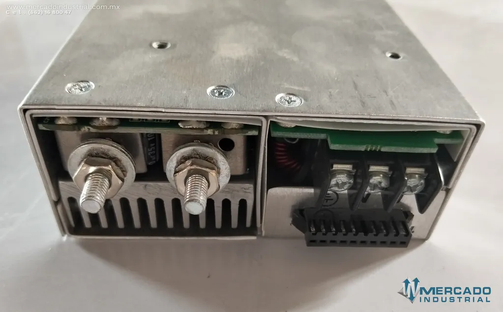 Fuente de potencia 240 VAC 8.7-3.2 A parte AAD600S-6-P marca Tamura