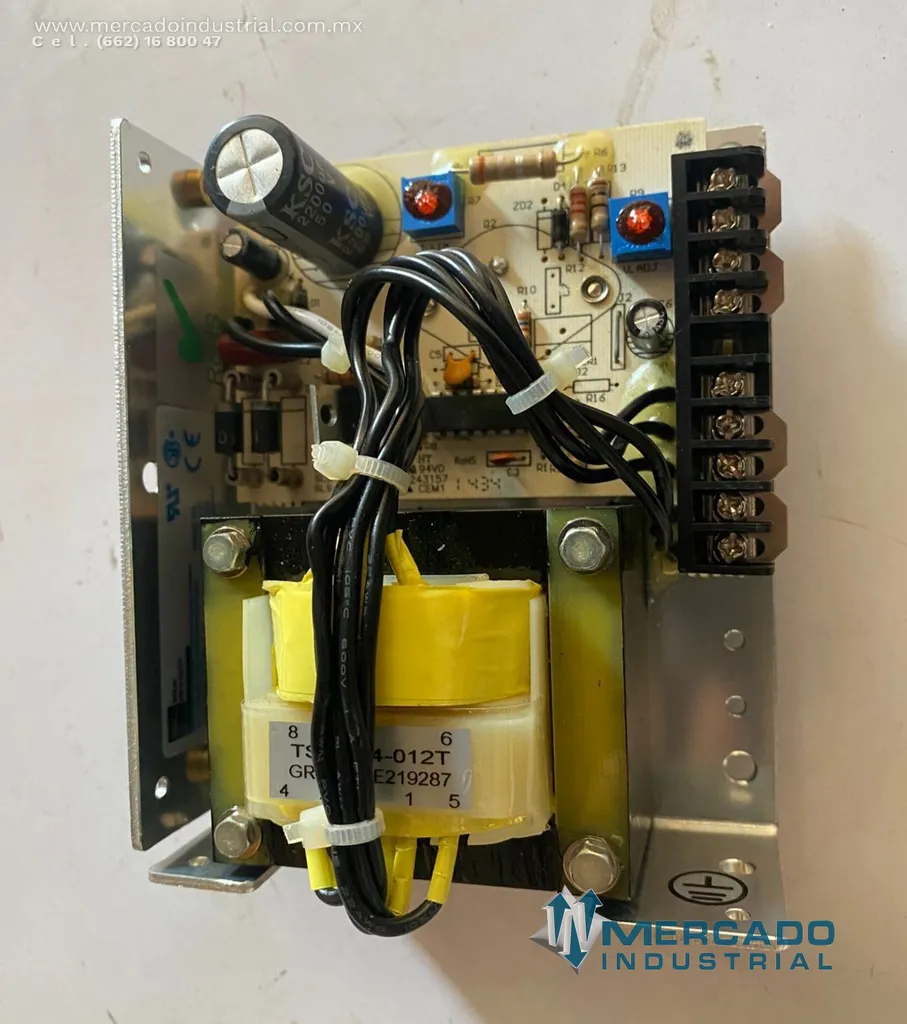 Fuente de potencia 240 V AC 1.2 A 29 W parte SLS-24-012T marca Emerson