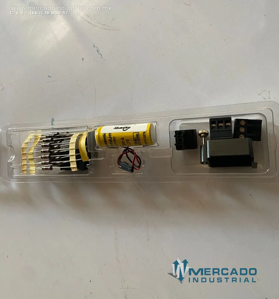 Módulo analógico controlador programable 3.3A 5V parte 1785-L40B/E marca Allen Bradley