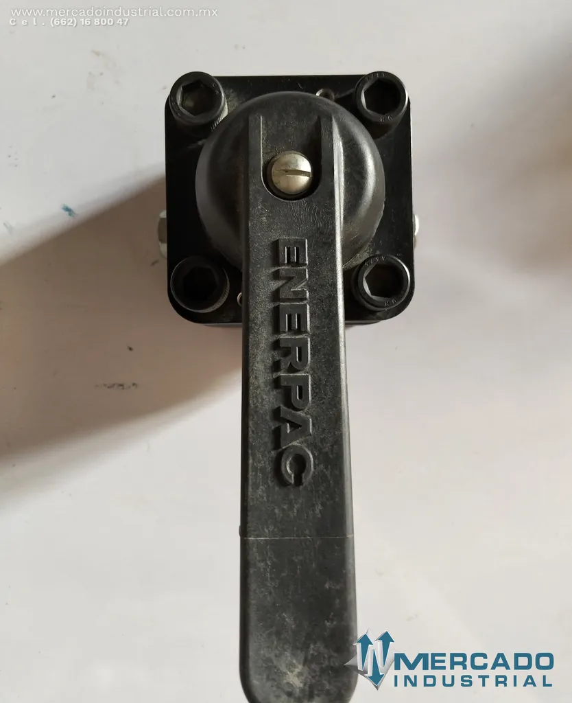 Válvula de control direccional modelo VC 20 marca Enerpac