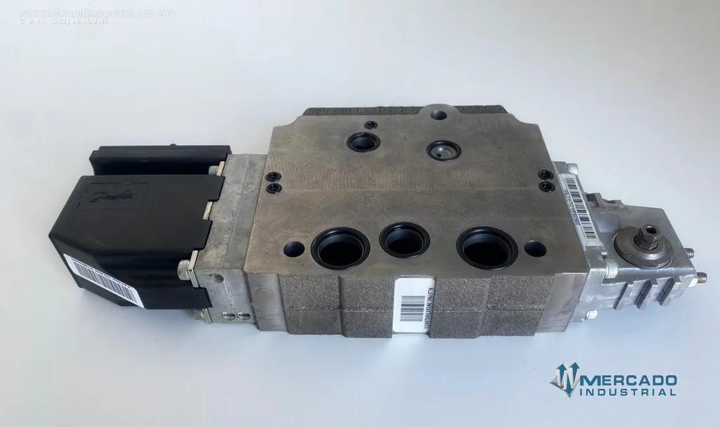 Válvula parte 11036954 marca Danfoss