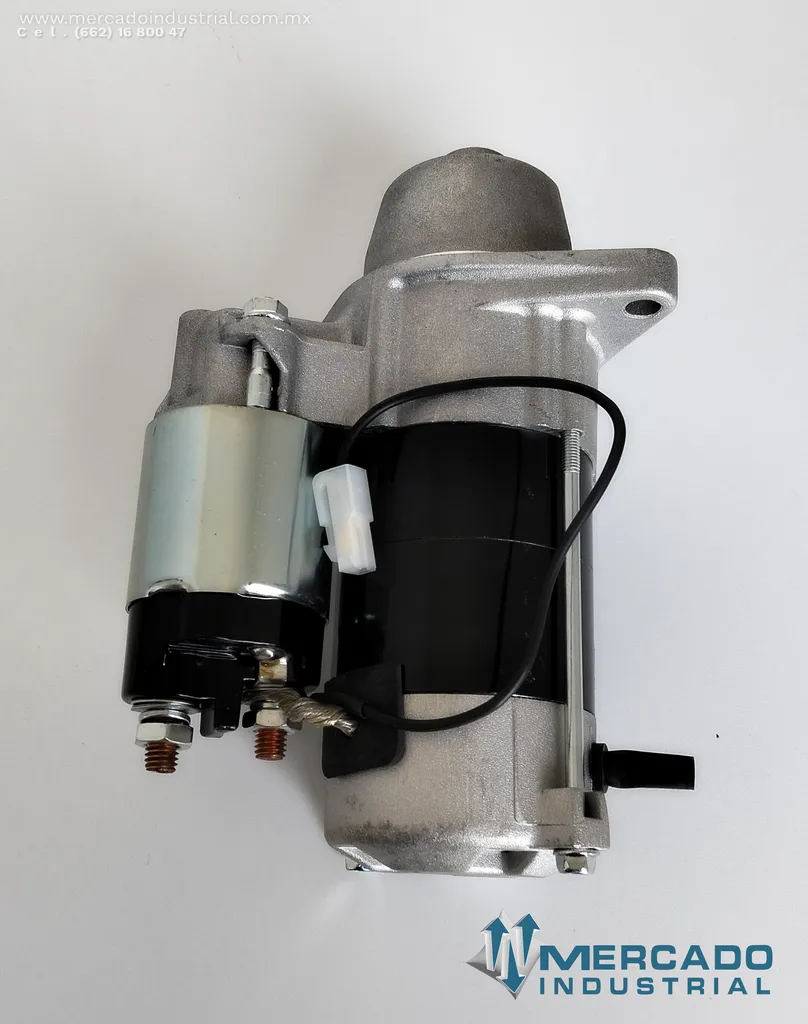 Motor de arranque 12V parte 6A32059213 marca Denso