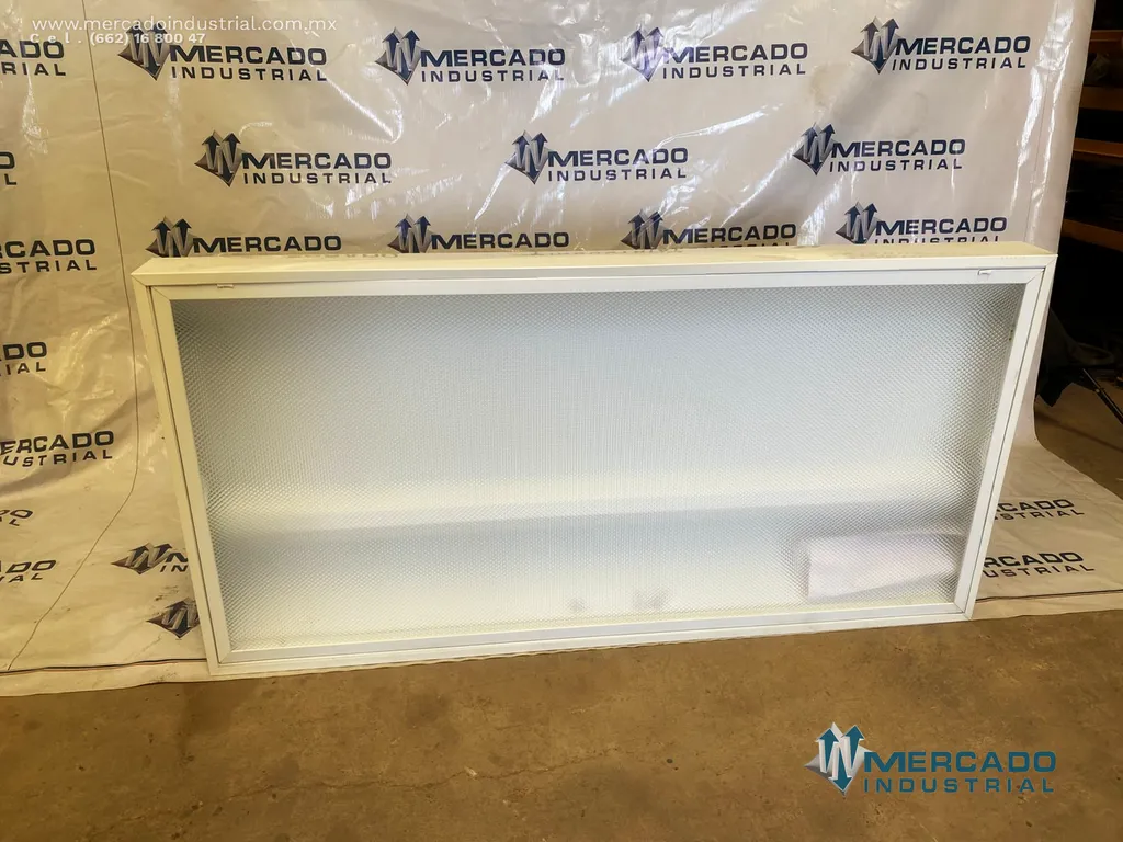 Lámpara con gabinete para interior 32W 0.77 A parte 206KKF marca Luthonia