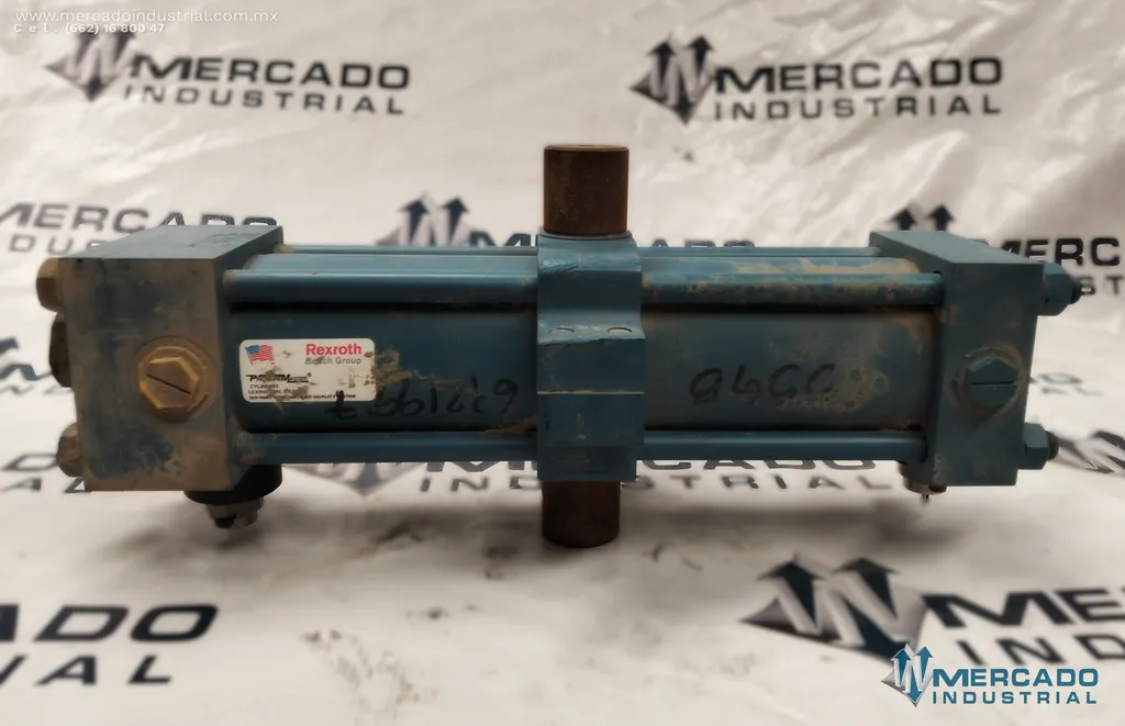 Cilindro hidráulico 3000 PSI modelo C-MT4-HH-C marca Rexroth