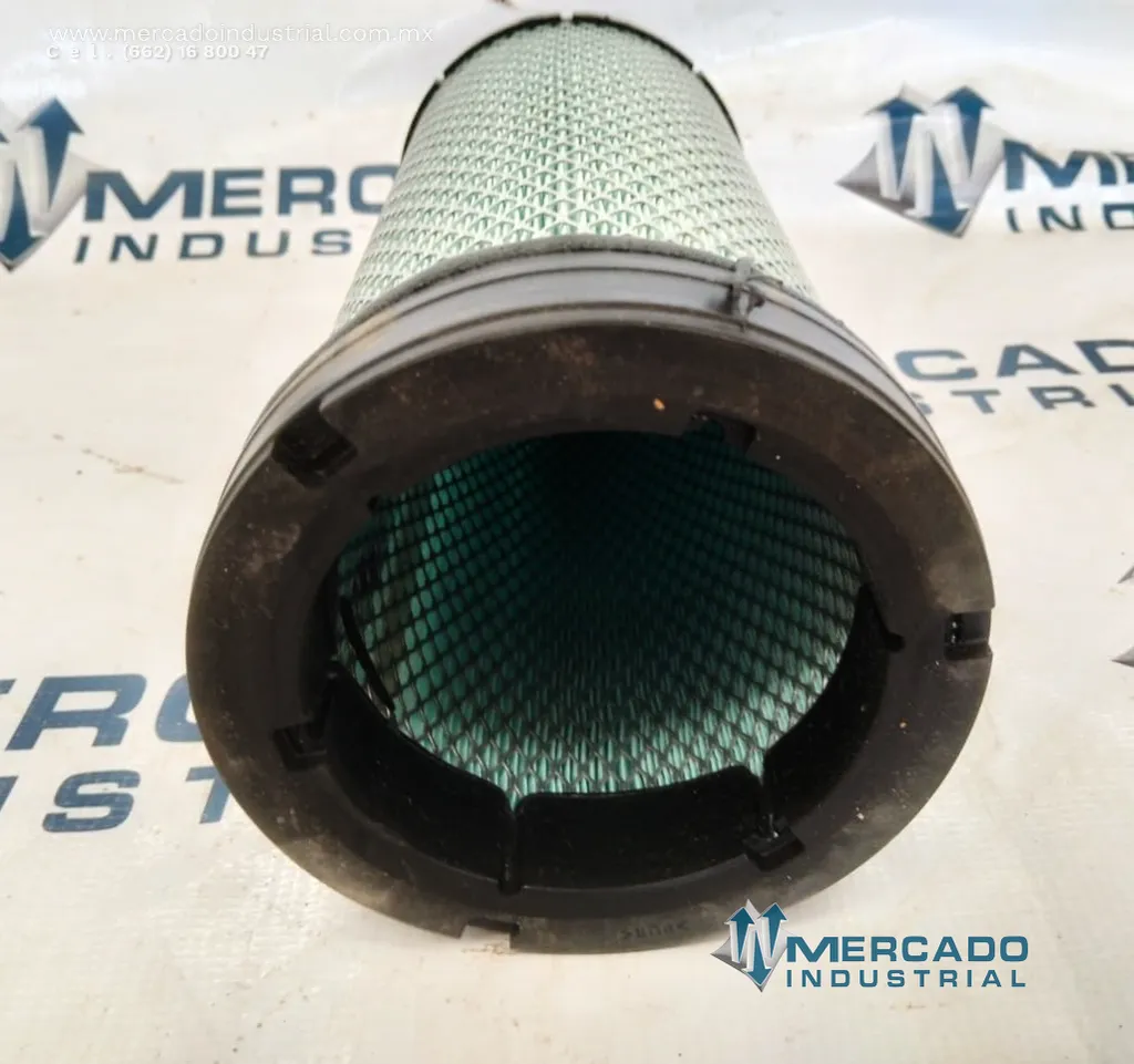 Filtro de aire modelo P532502 marca DONALDSON