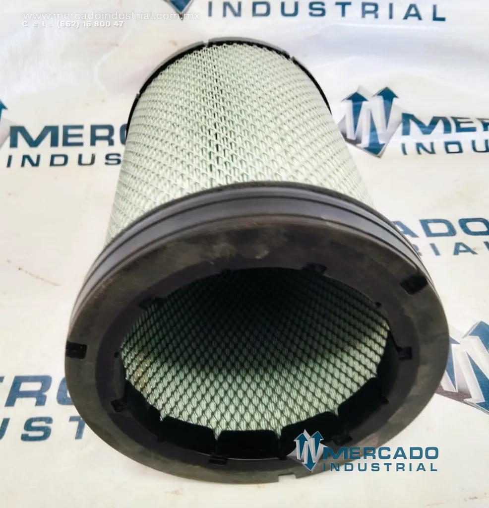 Filtro de aire modelo P532508 marca DONALDSON