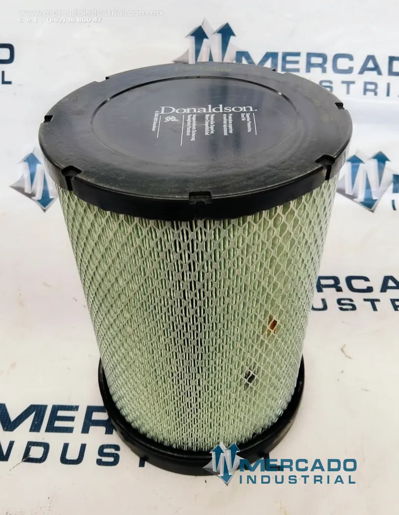 Filtro de aire modelo P532508 marca DONALDSON