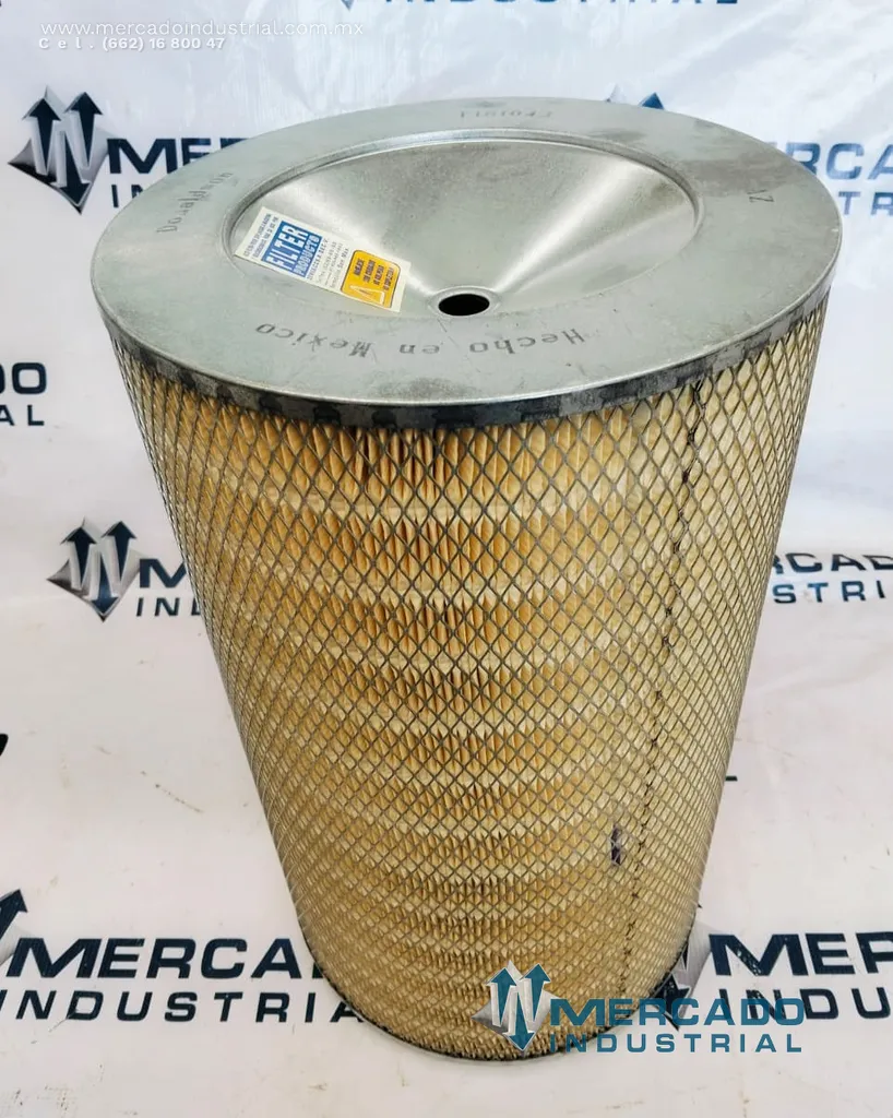 Filtro de aire modelo P181043 marca DONALDSON