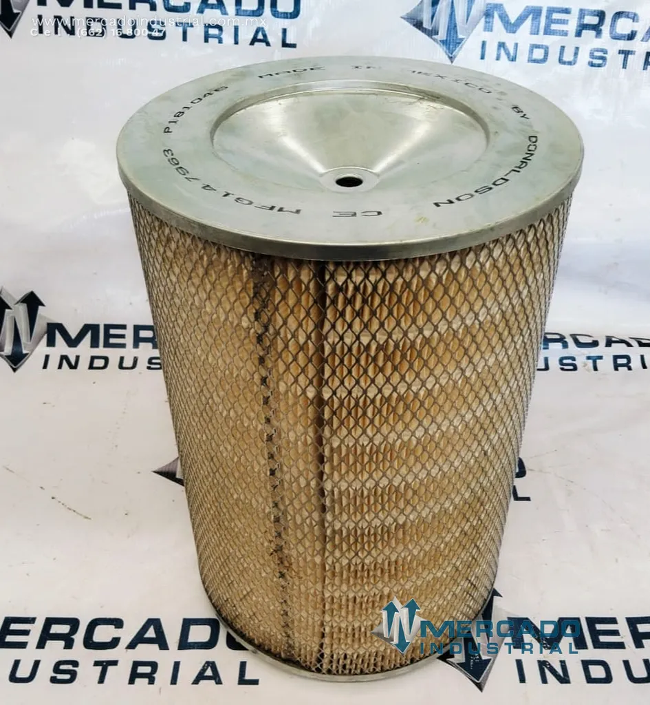 Filtro de aire modelo P181046 marca DONALDSON