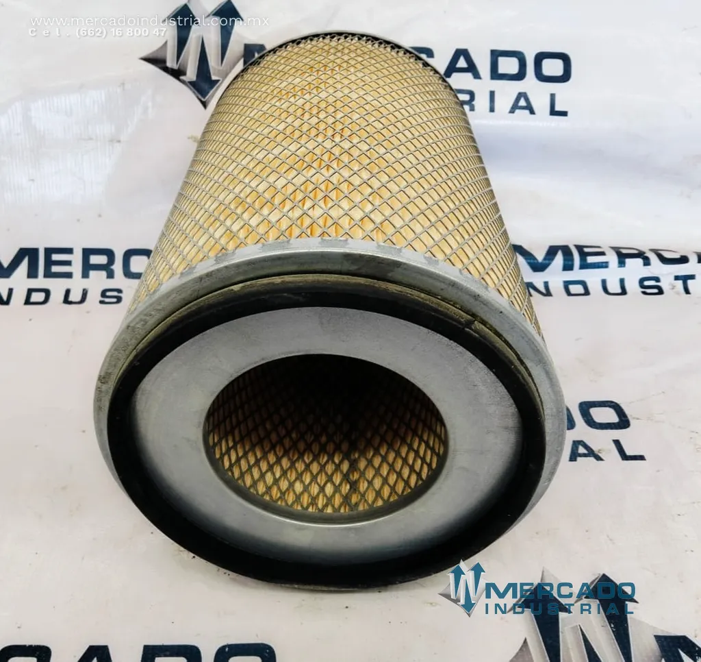 Filtro de aire modelo P181034 marca DONALDSON