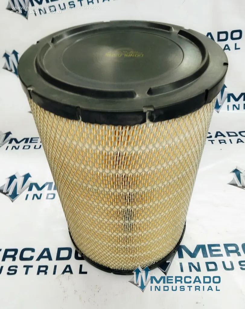 Filtro de aire modelo P532503 marca DONALDSON