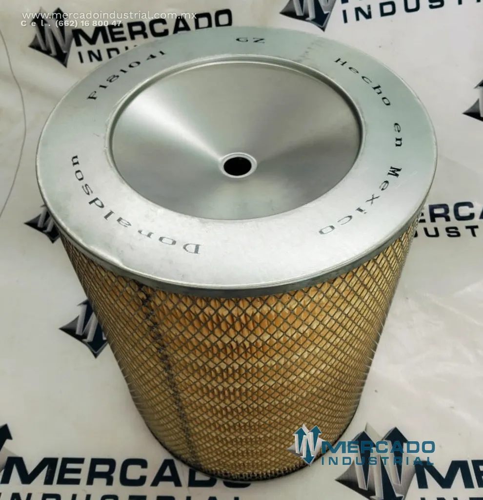 Filtro de aire modelo P181041 marca DONALDSON