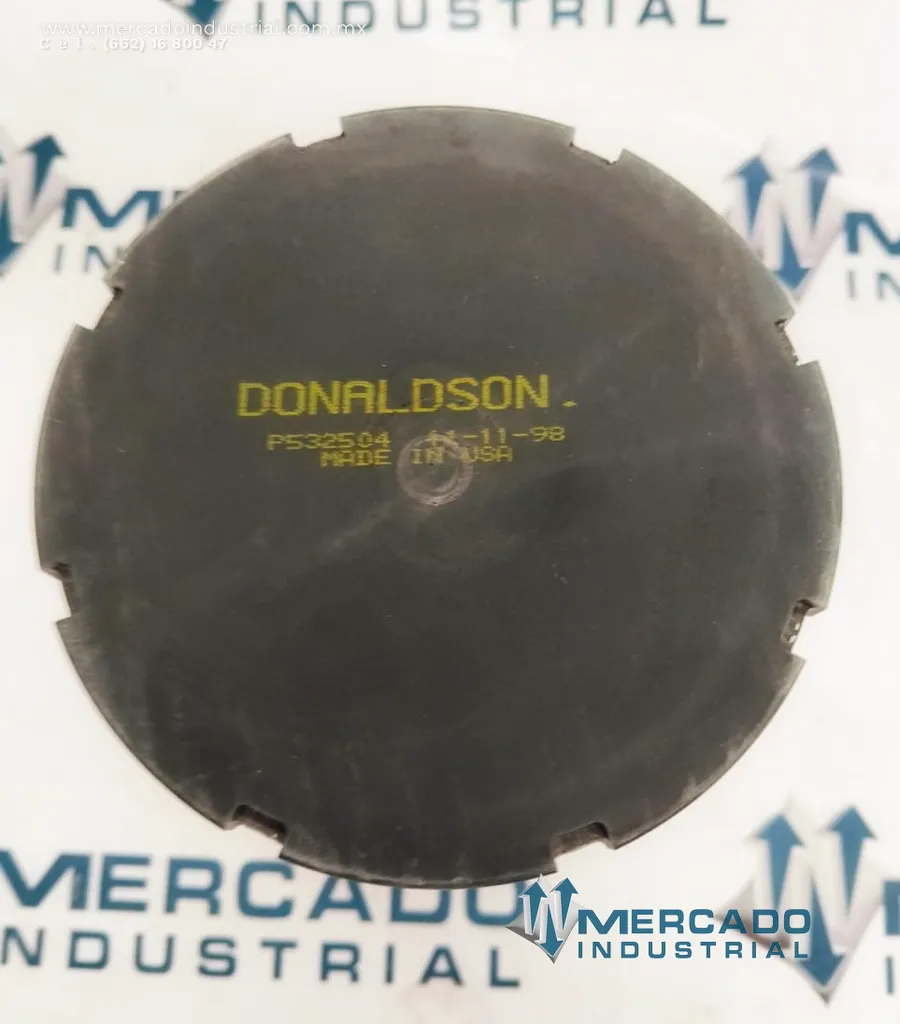 Filtro de aire modelo P532504 marca DONALDSON