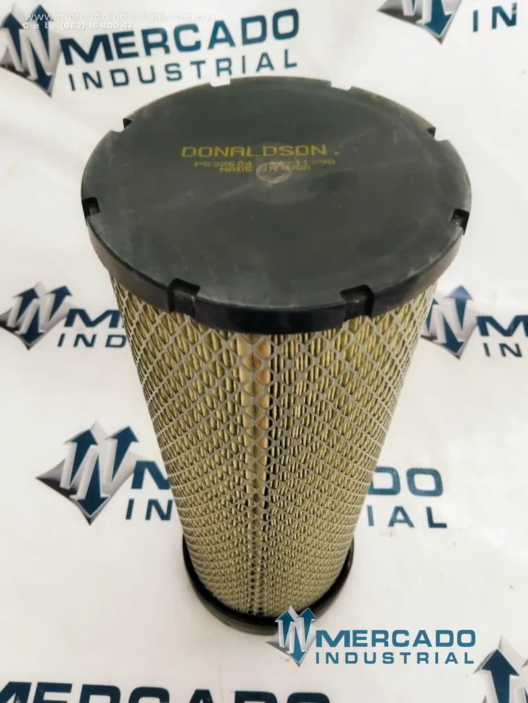 Filtro de aire modelo P532504 marca DONALDSON