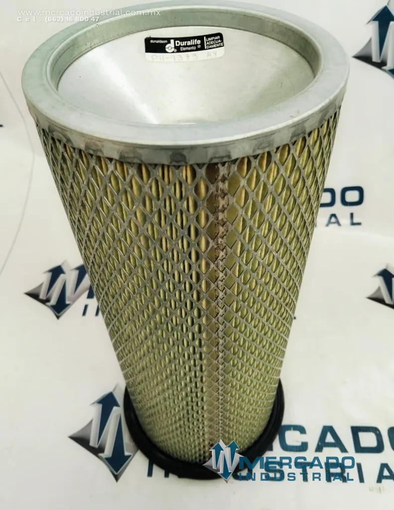 Filtro de aire DuraLife modelo P119373 marca DONALDSON
