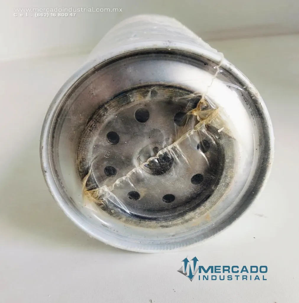 Filtro refrigerante modelo P552055 marca DONALDSON