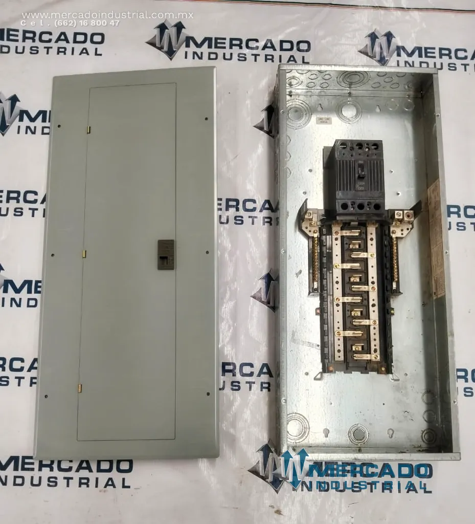 Centro de carga de 30 circuitos 125AMP de 26X85x10 cm modelo TM304112C MOD 3 marca GE