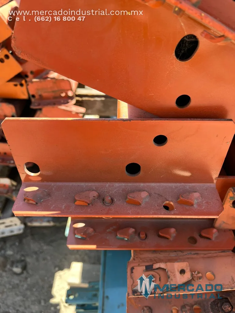 Racks de carga pesada (Largueros y Torres)