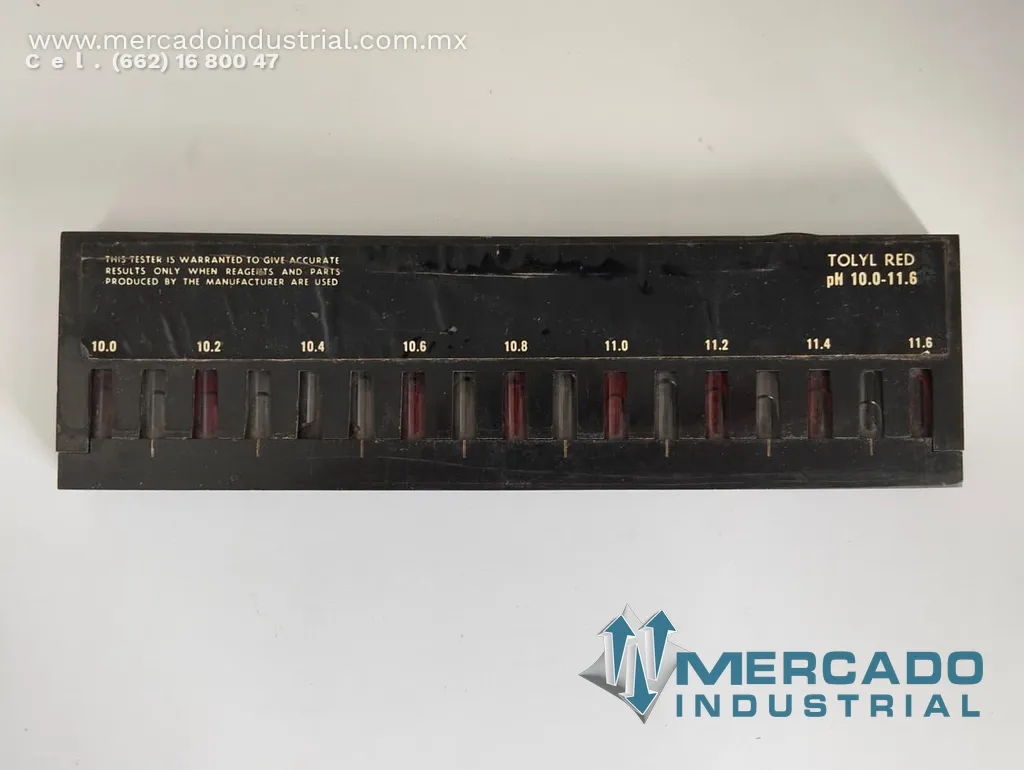 Placa comparadora para cloro 10.0 - 11.6 pH marca TOLYL RED
