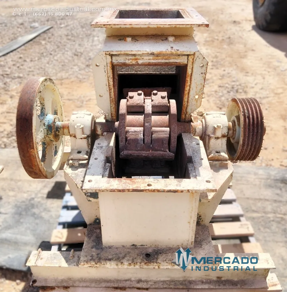 Molino pulverizador de martillos de 4 ejes