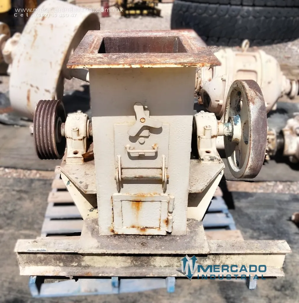 Molino pulverizador de martillos de 4 ejes