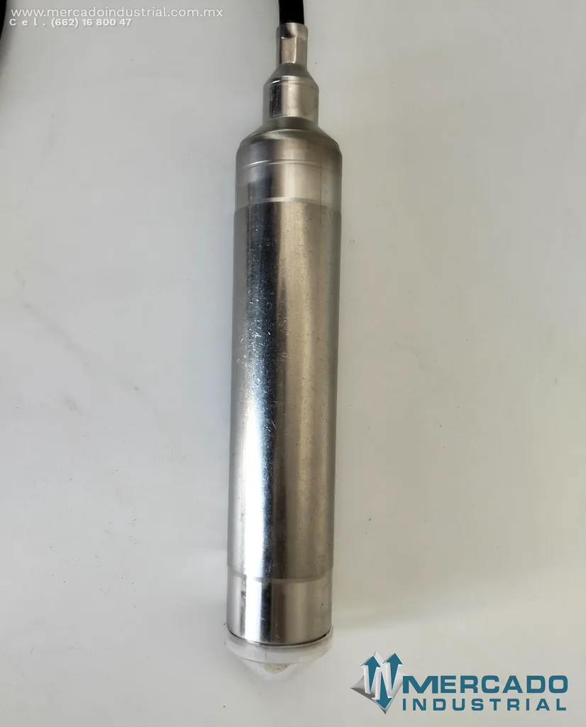 Sensor de nivel hidrostático con cable para tanques 0.1 bar a 10 bar modelo Deltapilot S DB52A marca ENDRESS+HAUSER