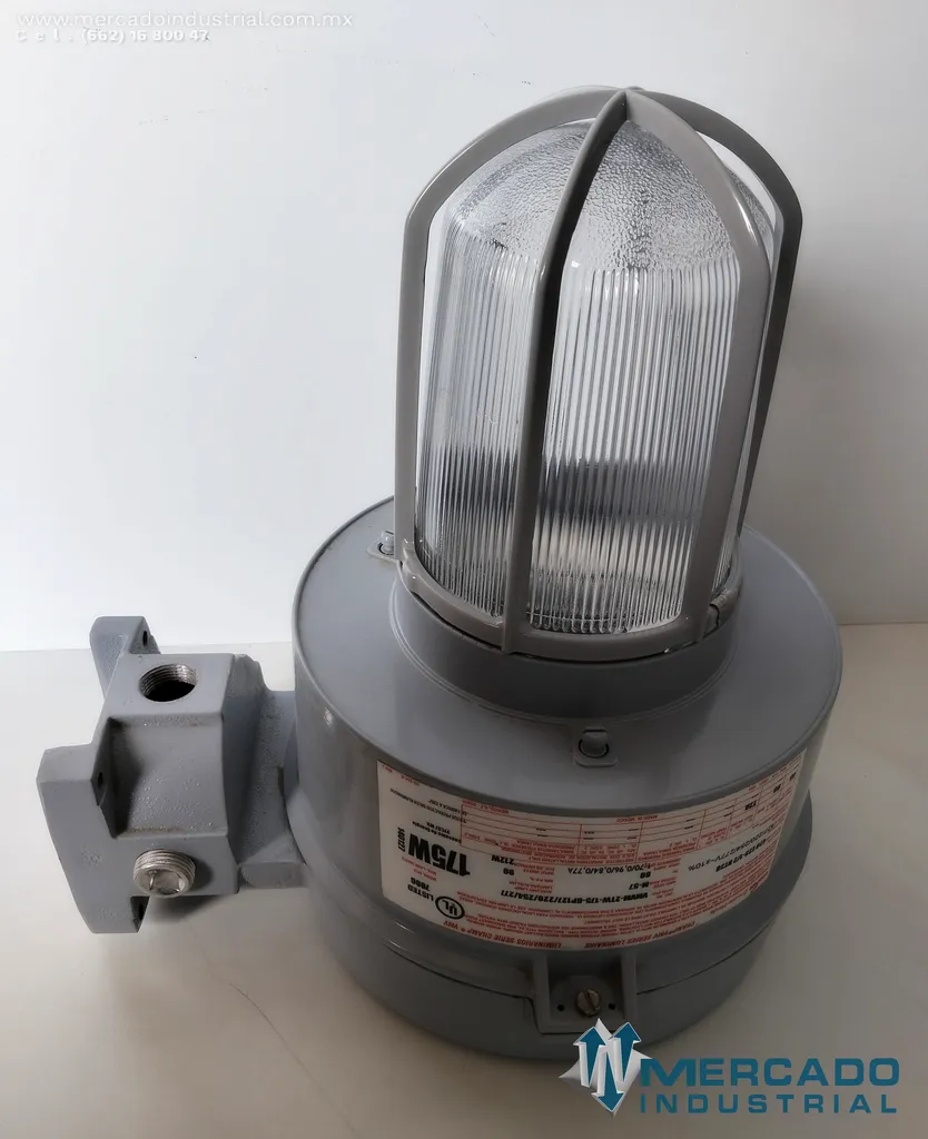 Lámpara para áreas industriales 175 watts 277 V  modelo VMV series 50 marca Cooper Crouse Hinds
