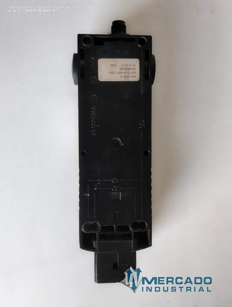 Interruptor de seguridad mecánico con retención magnética 24 V DC marca Siemens