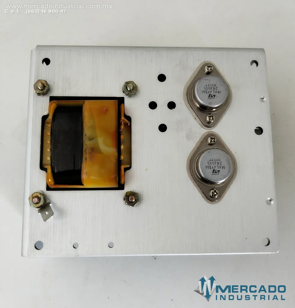 Fuente de alimentación lineal 24V modelo SLS-24-024T marca SOLA