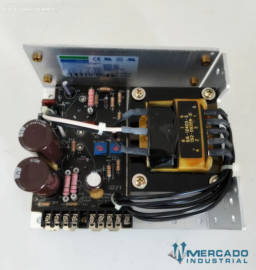 Fuente de alimentación lineal 24V modelo SLS-24-024T marca SOLA