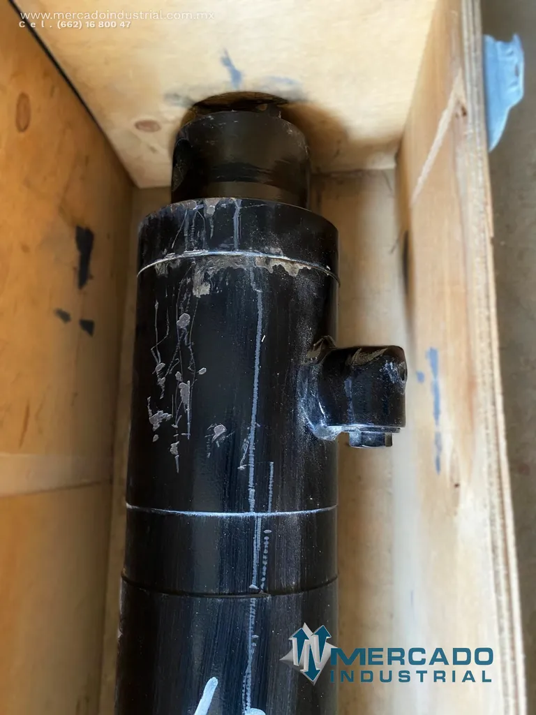 Cilindro hidráulico 90 1/4" marca Hiab